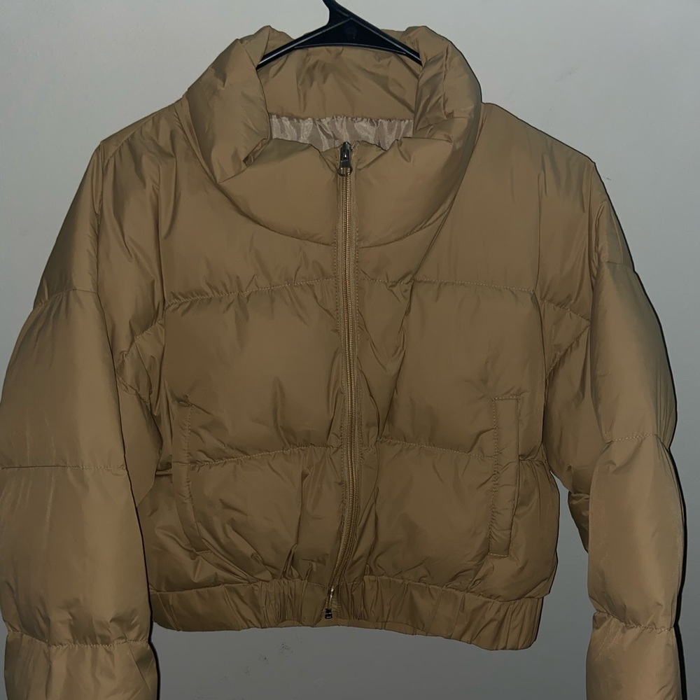 Cropped Puffer Jacket
